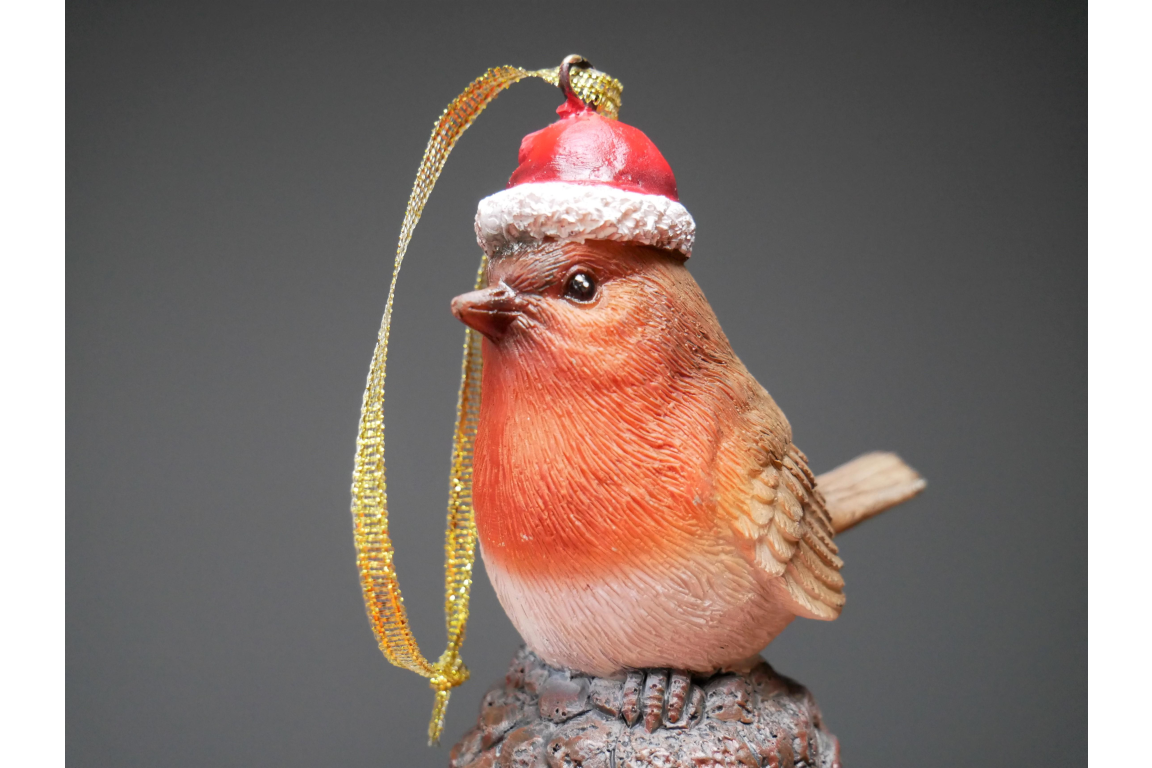 Robin On Pinecone Tree Decoration