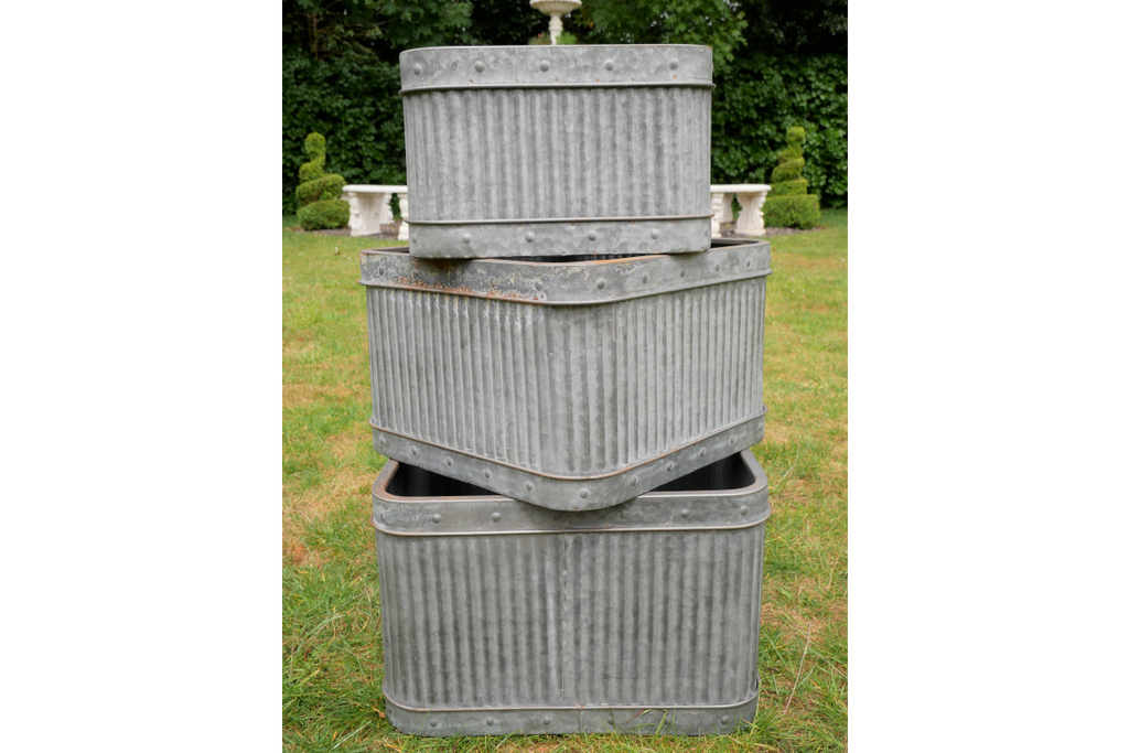 Set Of 3 Square Tubs
