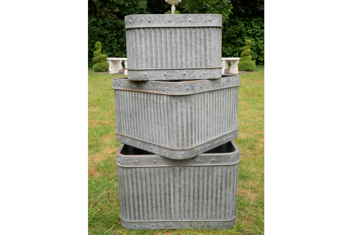 Set Of 3 Square Tubs