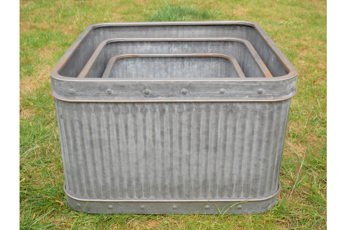 Set Of 3 Square Tubs