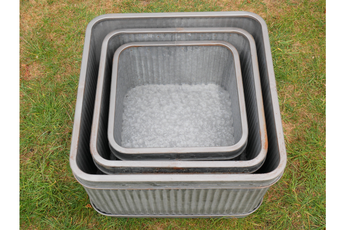 Set Of 3 Square Tubs