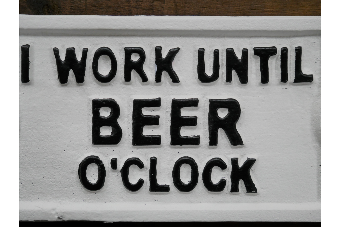 Sign (Beer O'Clock)