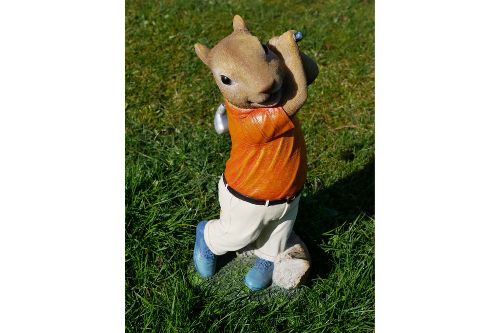 Squirrel Golfer