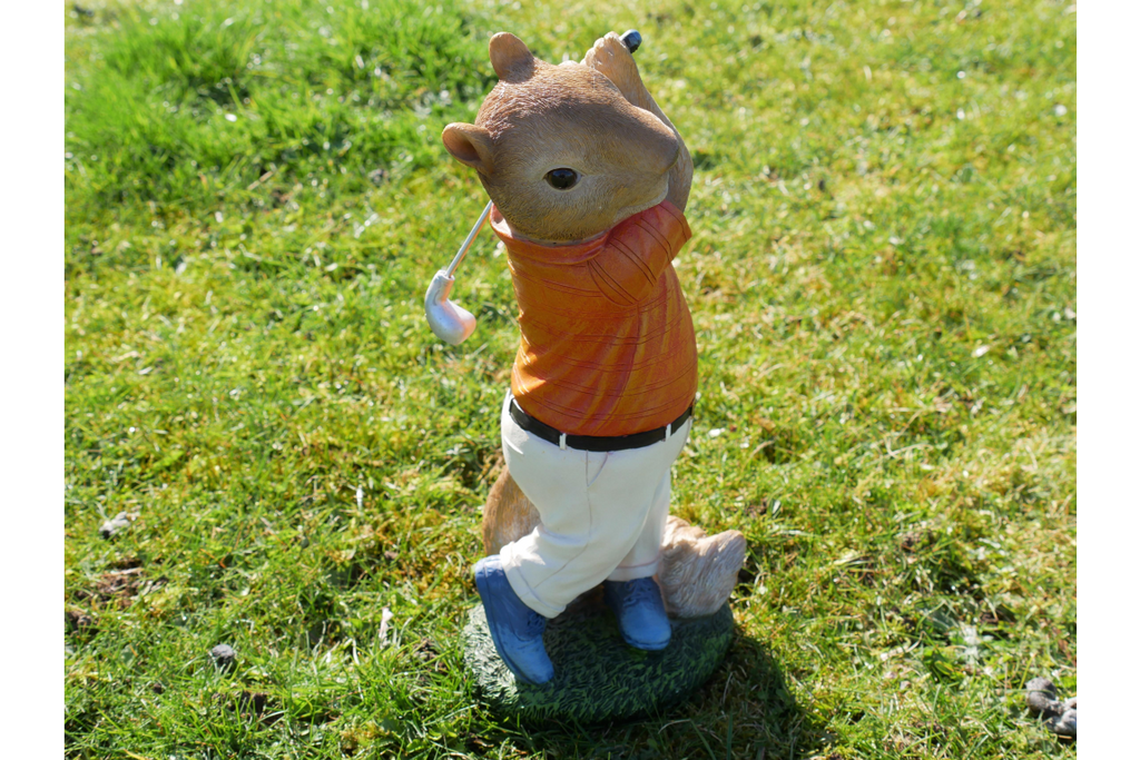Squirrel Golfer