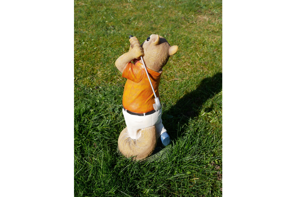 Squirrel Golfer