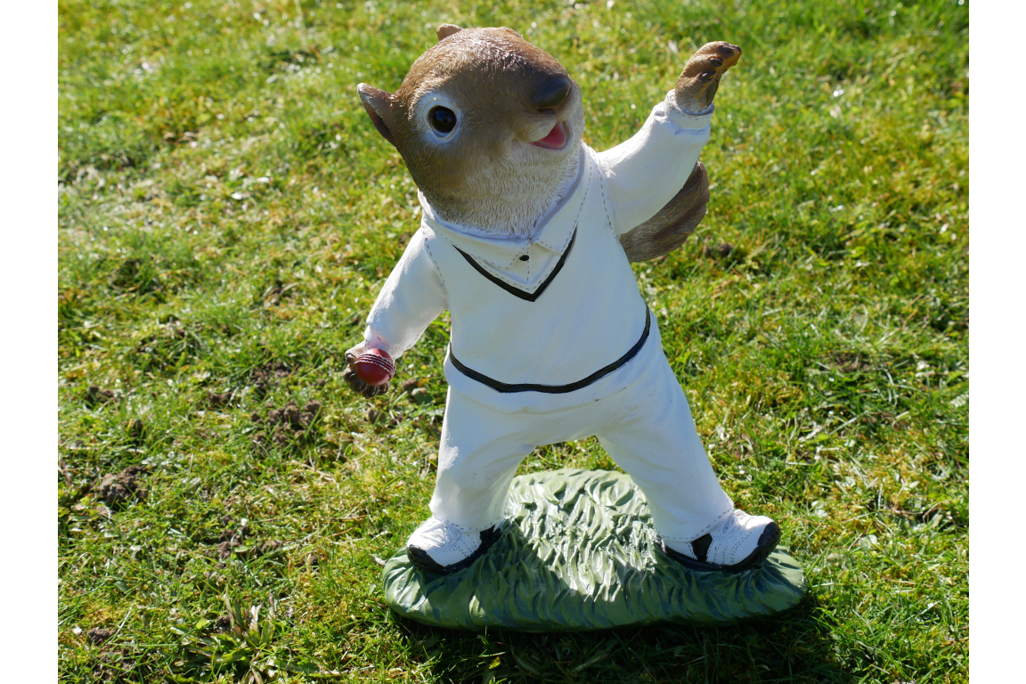 Squirrel Bowler