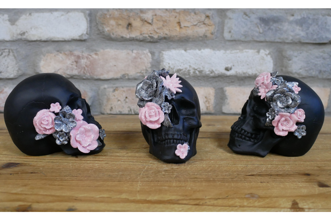 Set Of 3 Skulls