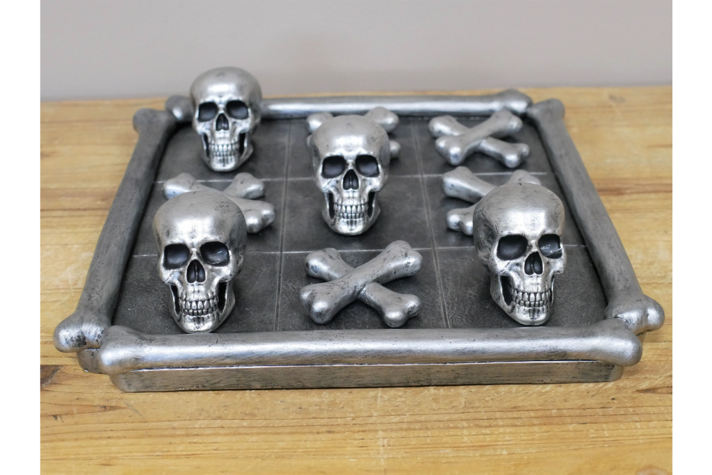 Skull & Crossbones Board