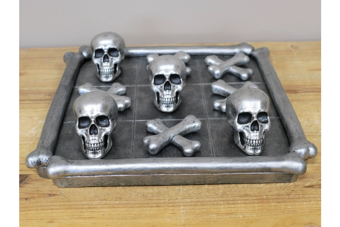 Skull & Crossbones Board