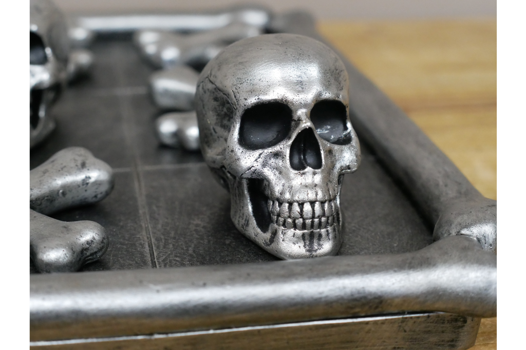 Skull & Crossbones Board