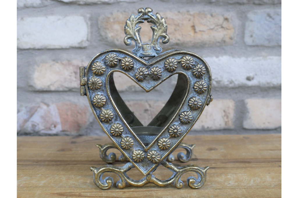 Small Heart Lantern