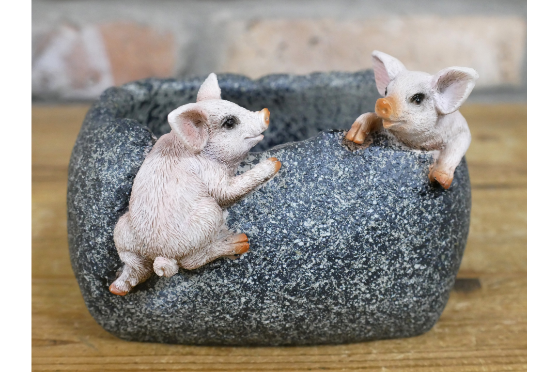 Small Pig Trough