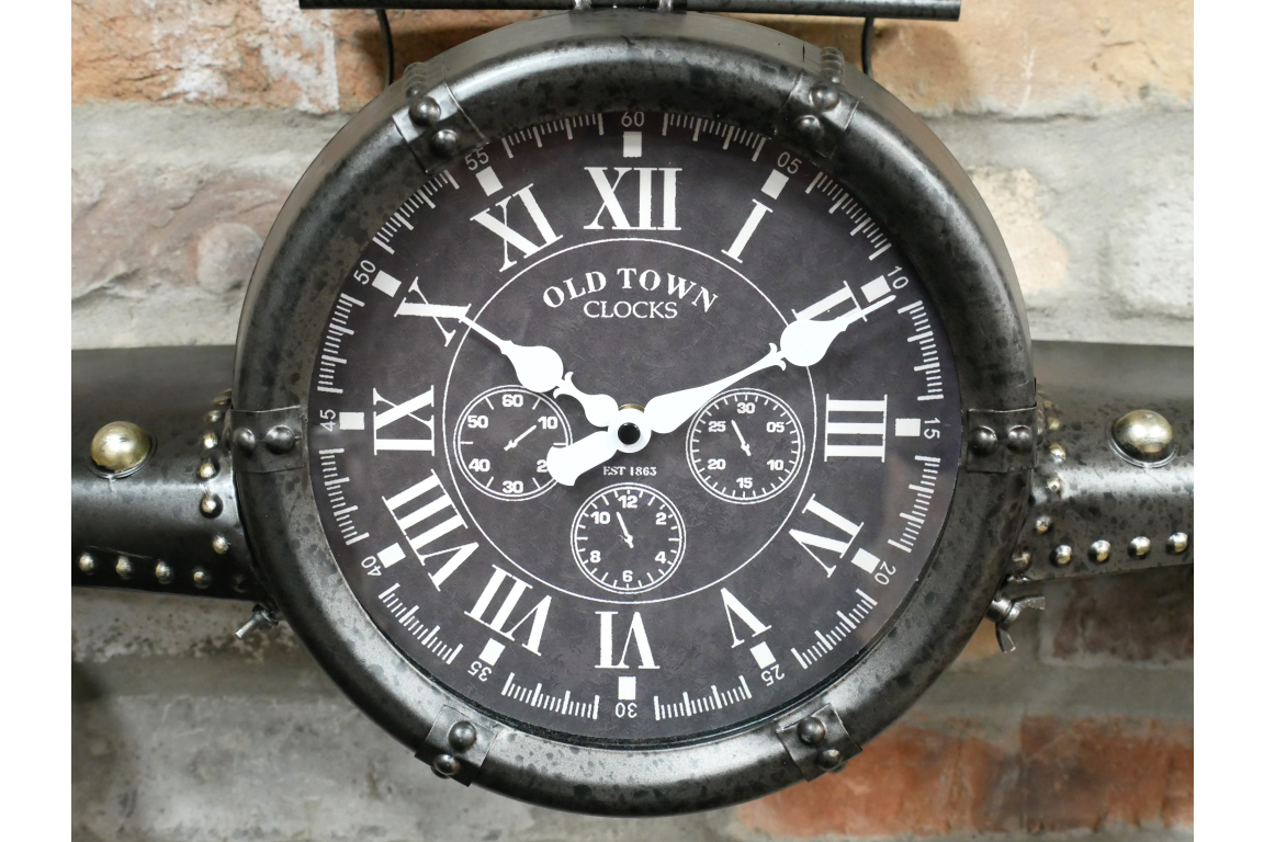 Aeroplane Clock