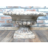 Urn