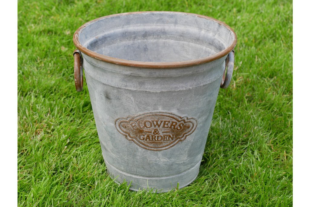 Planter-4