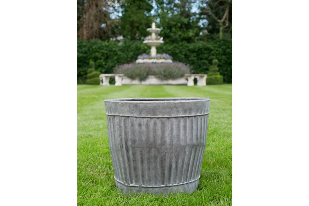 Planter-9