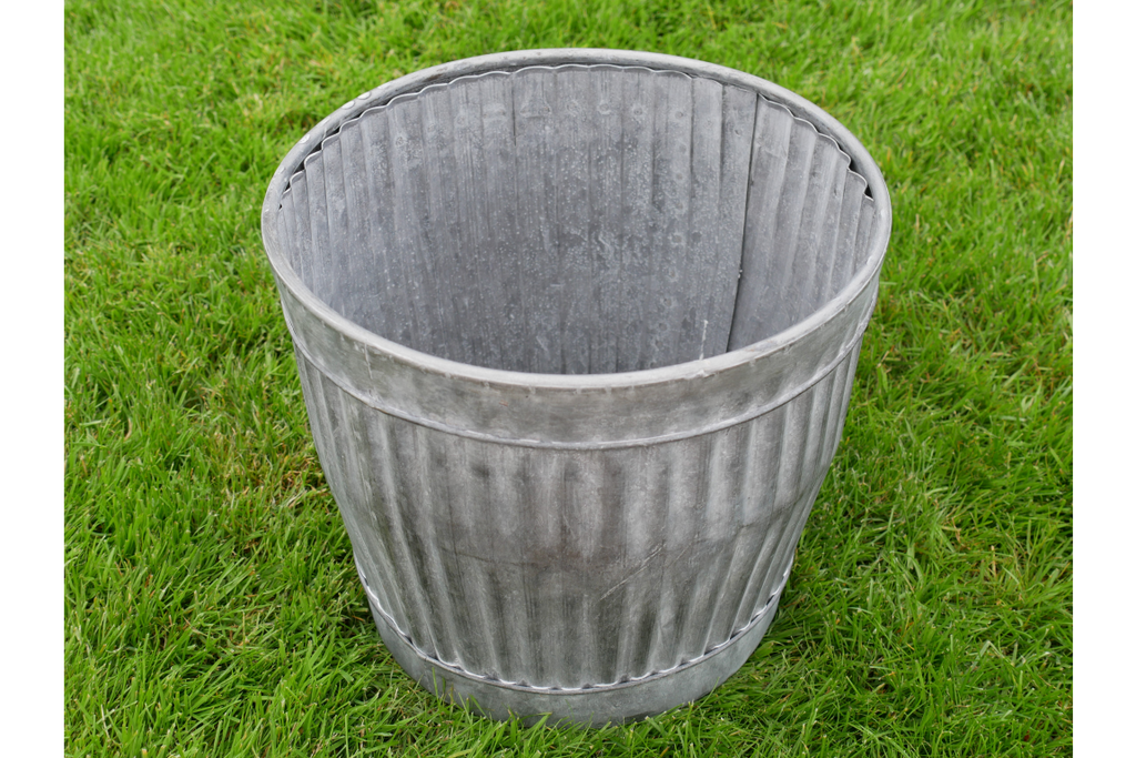 Planter-9