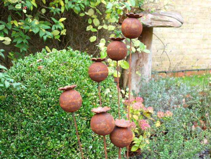 Rusty Flowers Stake