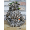 Treeman Birdfeeder