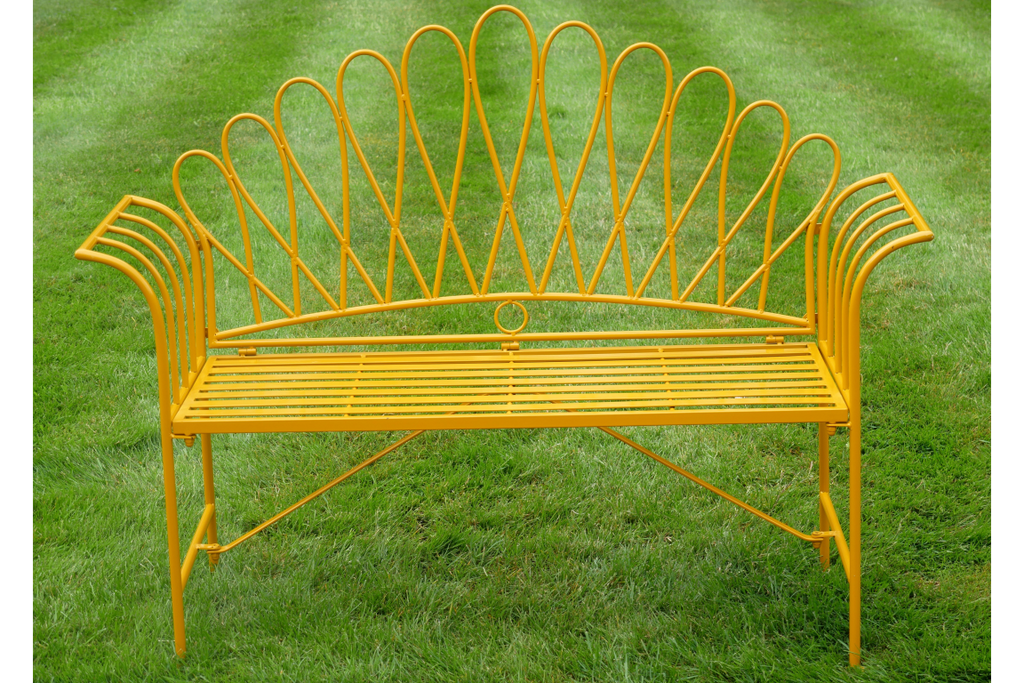 Sarah Bench