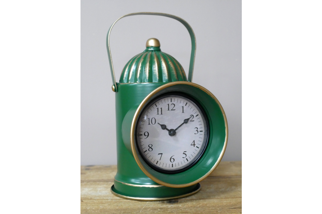 Green Railway Lamp Clock