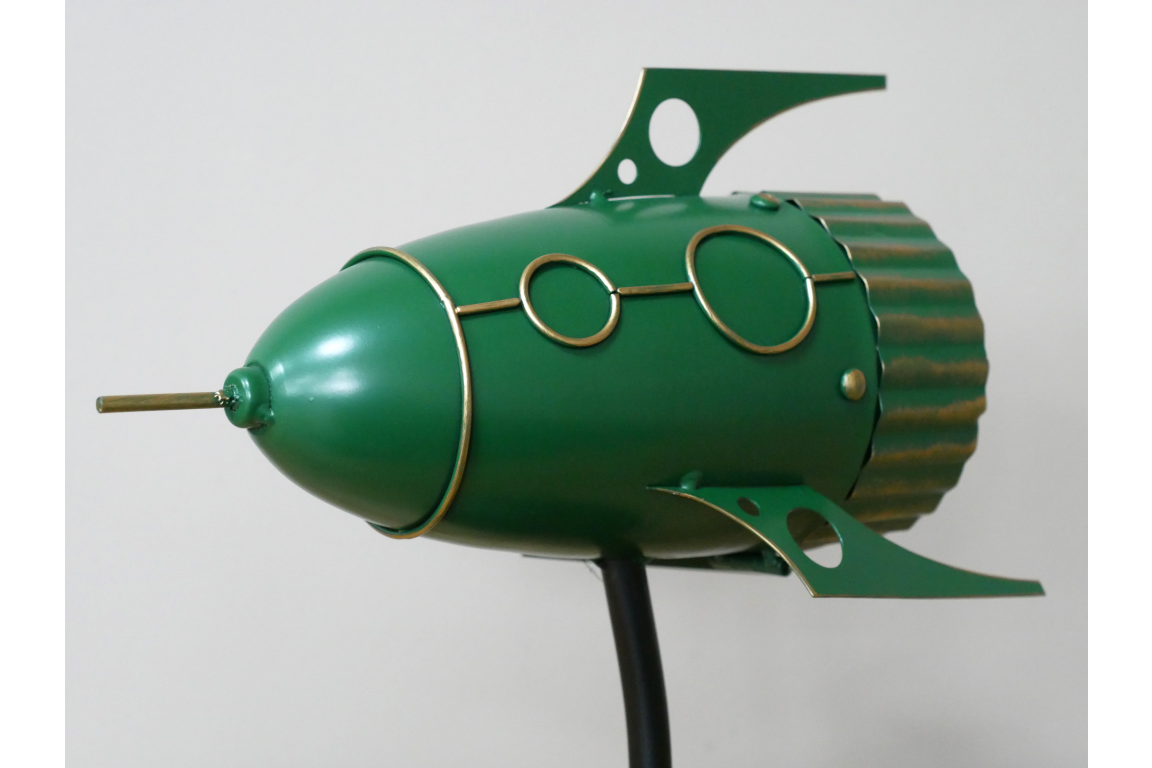 Green Spaceship Clock