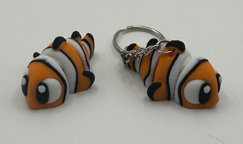 3D Printed Flexi Clown Fish | Nemo Inspired Fidget Toy | Desk Buddy | Keyring Gift for Ocean Lovers | Articulated Fish Flexi Fish Keychain