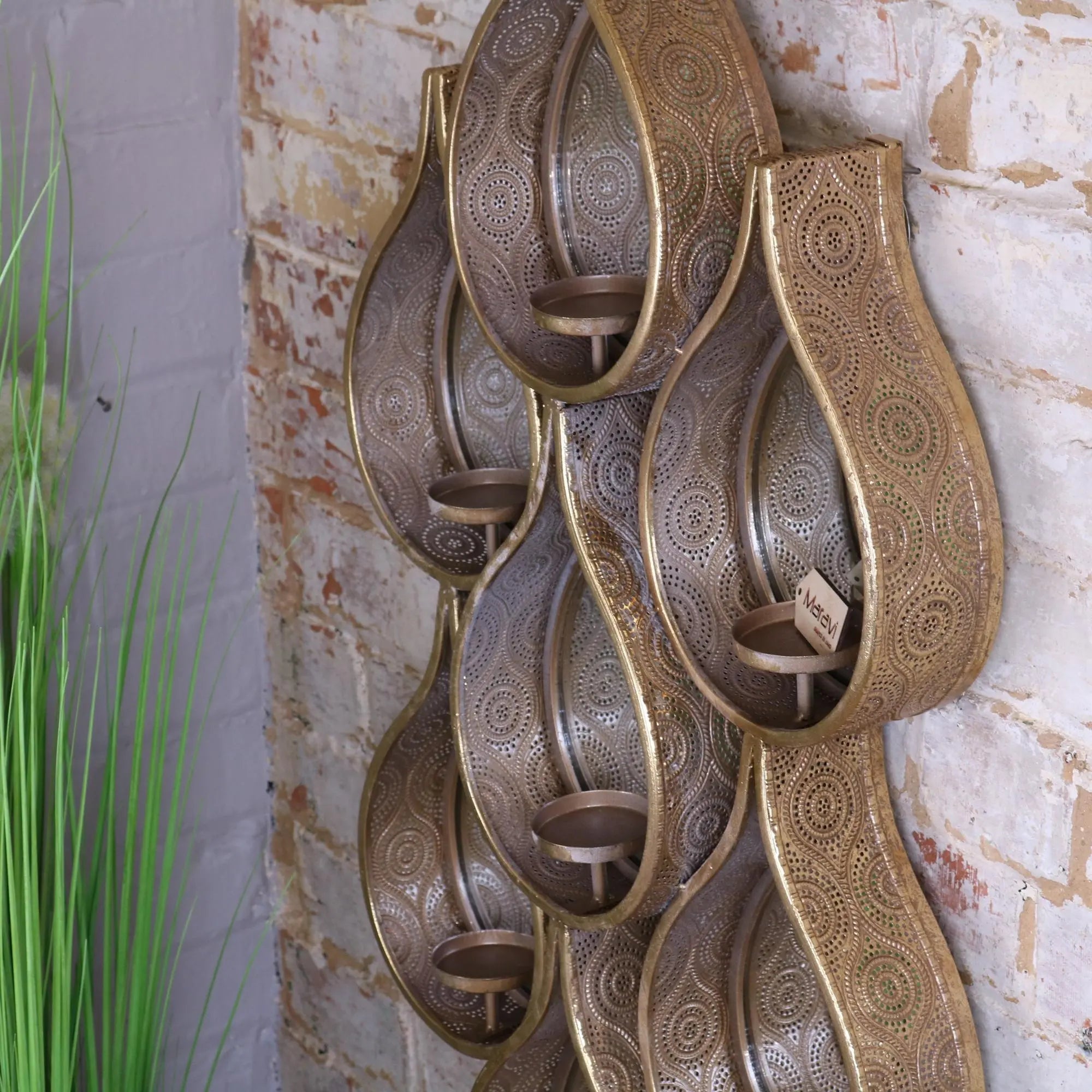 Belluri Raindrop Mirror with Candle Holders