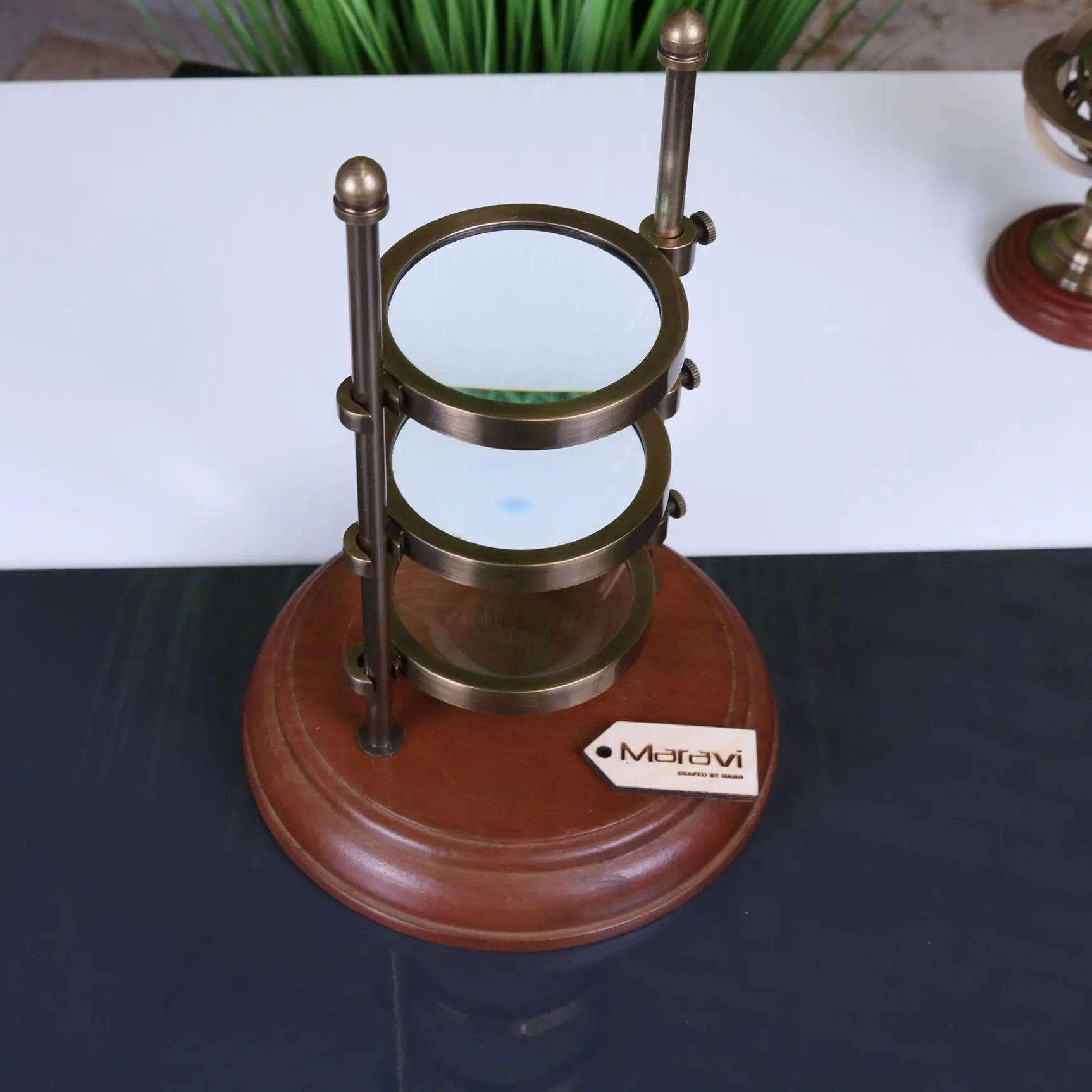 Diari Hands Free Magnifier 3 Level Antique Style