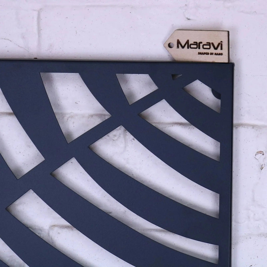 Kireta Metal Black Wall Art Leaf Design