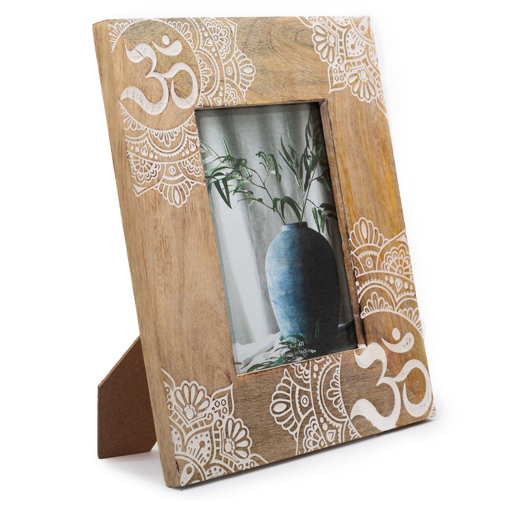 Large White Ohm Mandala Mango Wood Photo Frame 13x18cm