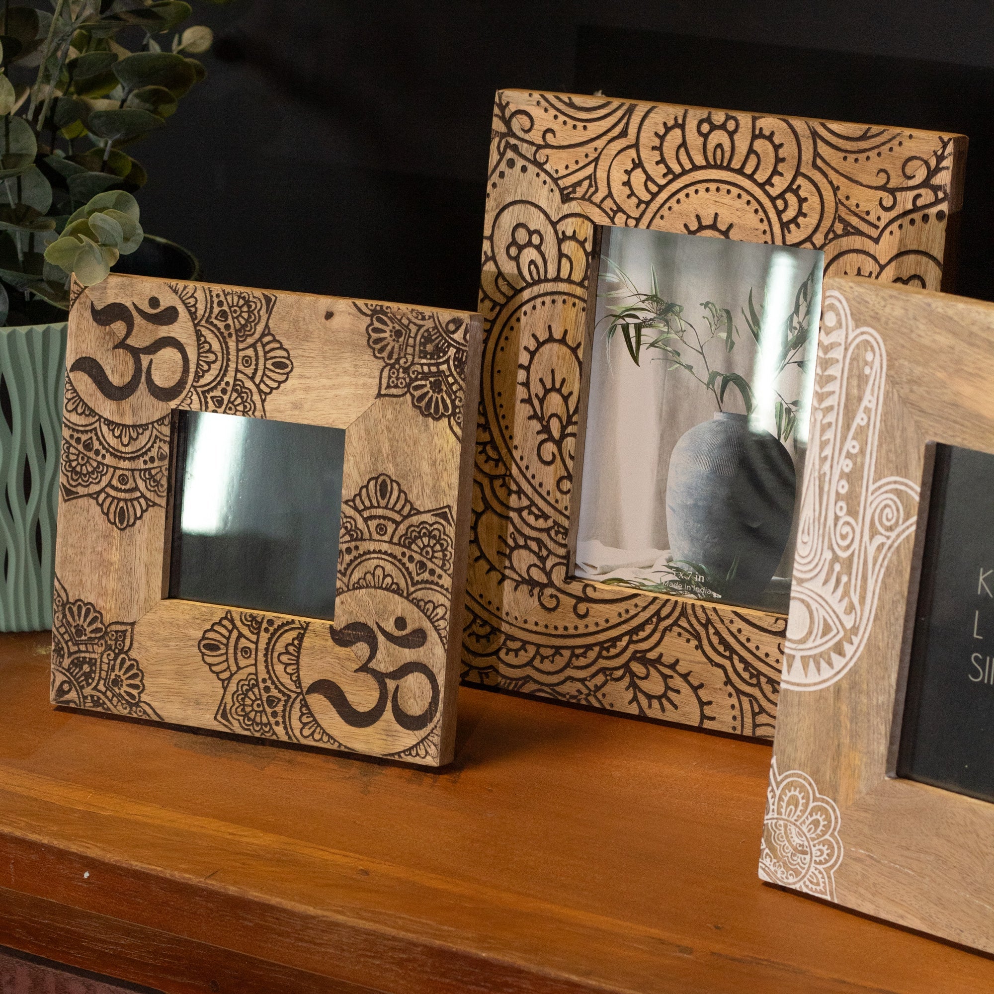 Large White Hamsa Mango Wood Photo Frame 13x18cm