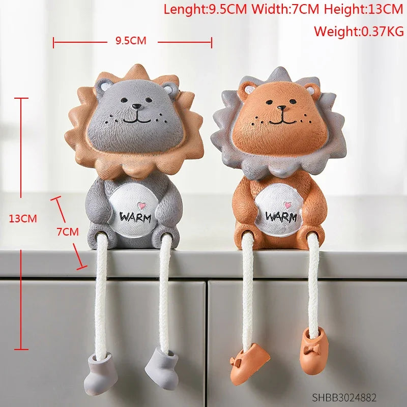 Nordic Cute Resin Hanging Dolls – Sitting Figurine Ornaments for Home Décor 2 Pcs Lion
