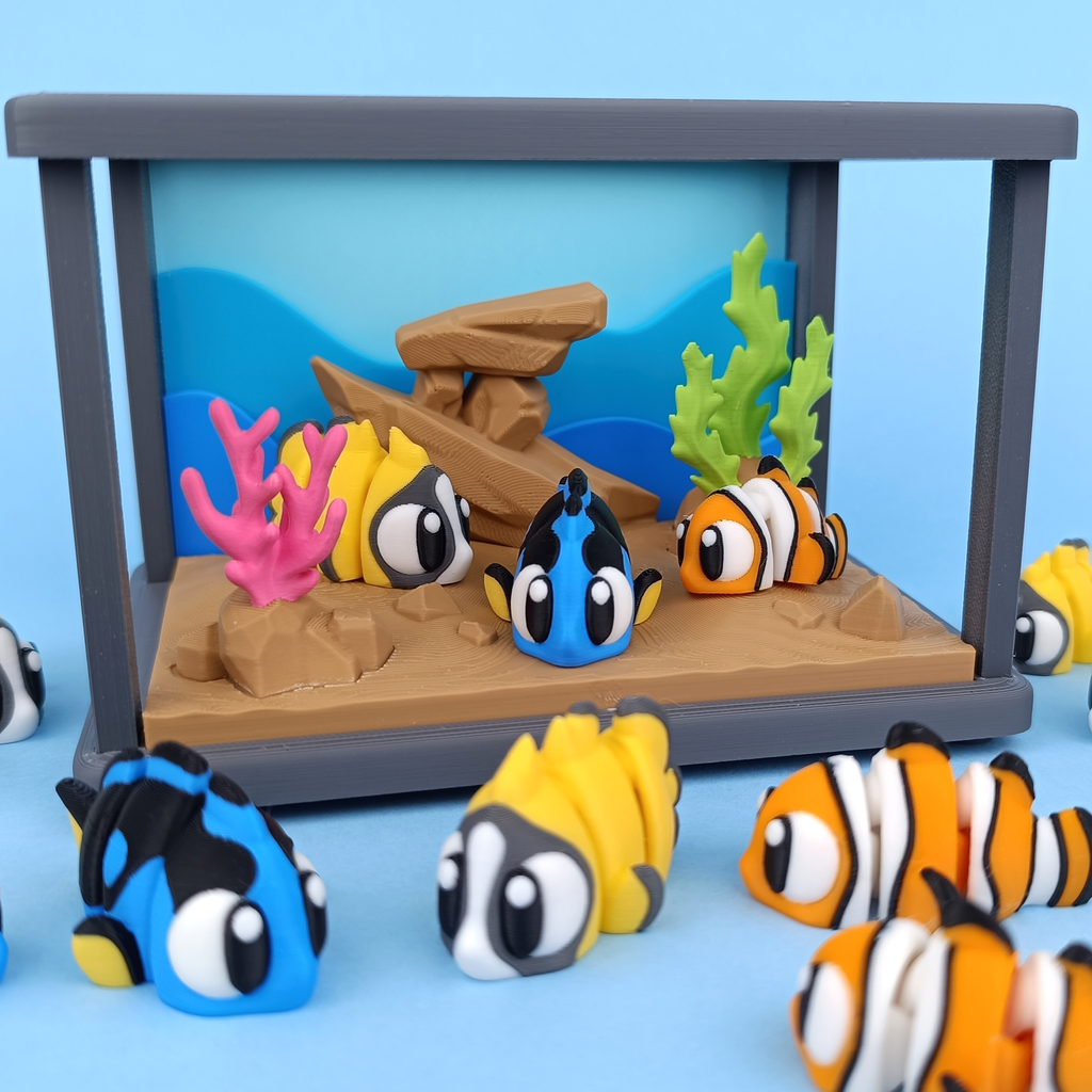 3D Printed Flexi Clown Fish | Nemo Inspired Fidget Toy | Desk Buddy | Keyring Gift for Ocean Lovers | Articulated Fish Aquarium Set (3 Fish)