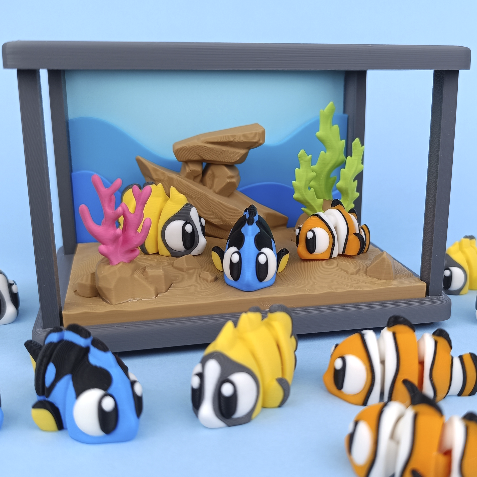 3D Printed Flexi Clown Fish | Nemo Inspired Fidget Toy | Desk Buddy | Keyring Gift for Ocean Lovers | Articulated Fish Aquarium Set (3 Fish)