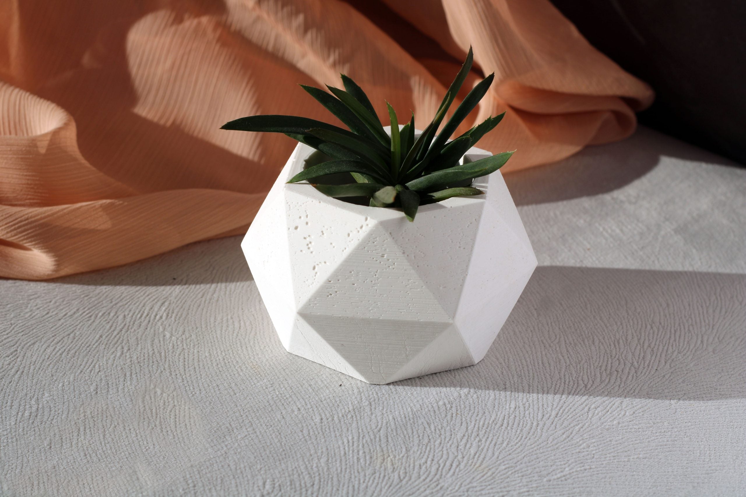 WHITE CONCRETE POLYGONAL POT Default Title