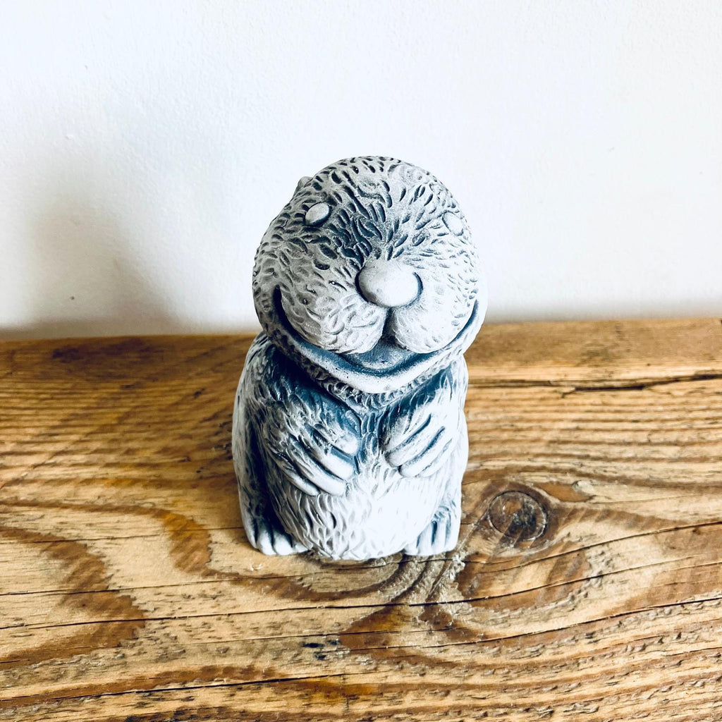 Novelty Garden Laughing Beaver Statue Ornament Statue Black/Grey Gardener's Gift 13cm