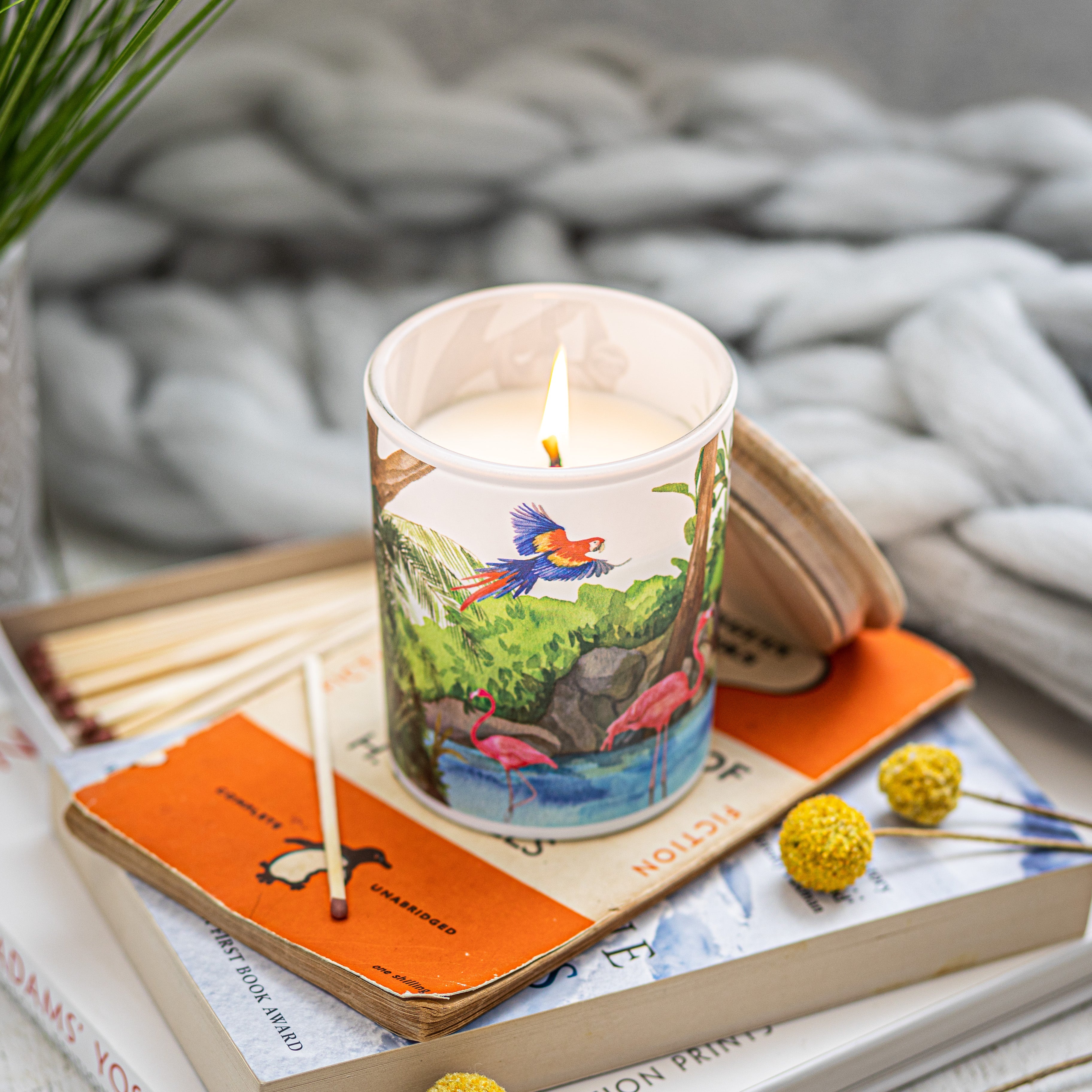Freshwater Soy Scented Candle | Revitalising Tropical Blend