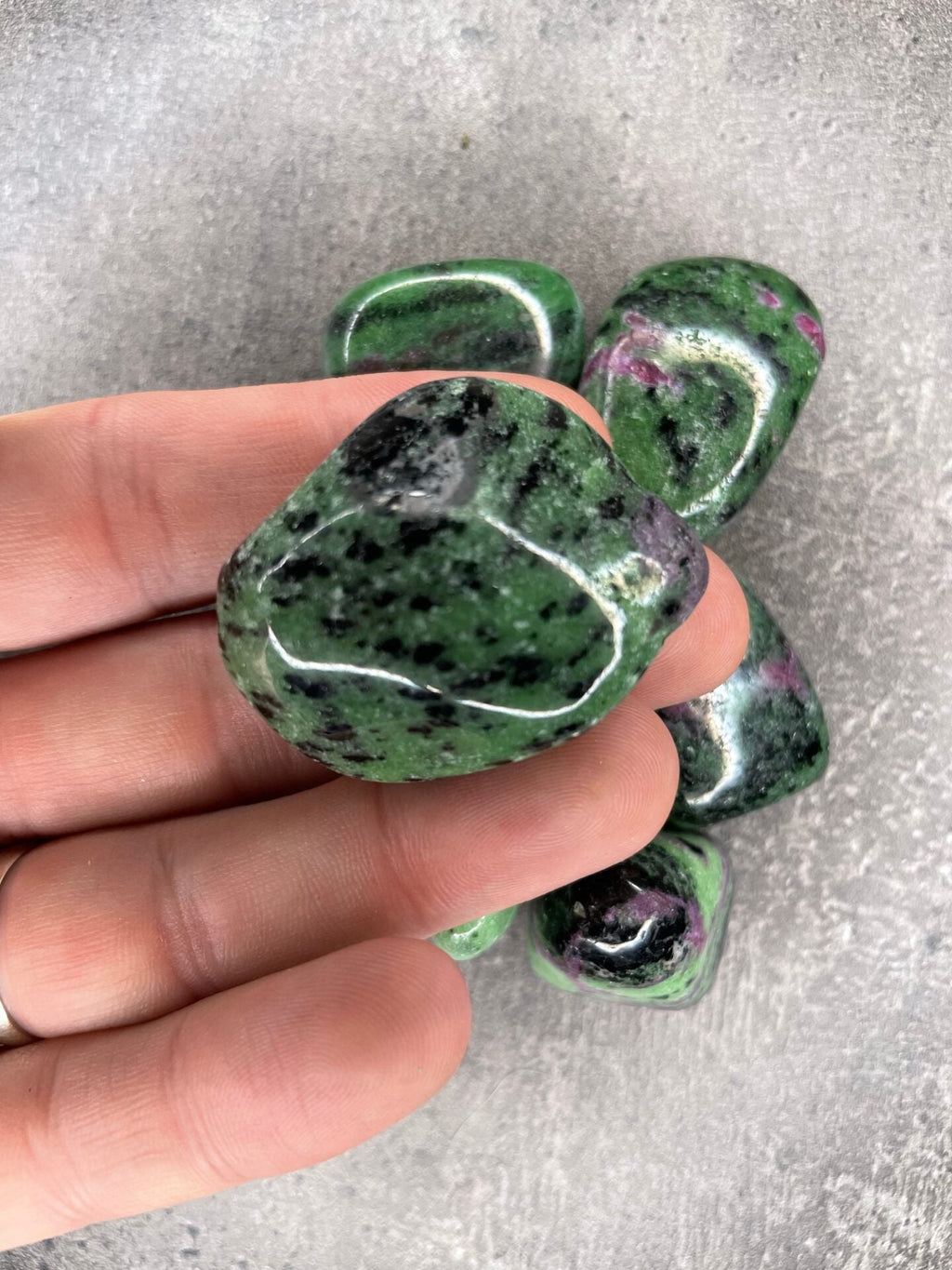 Ruby zoisite - Tumblestone
