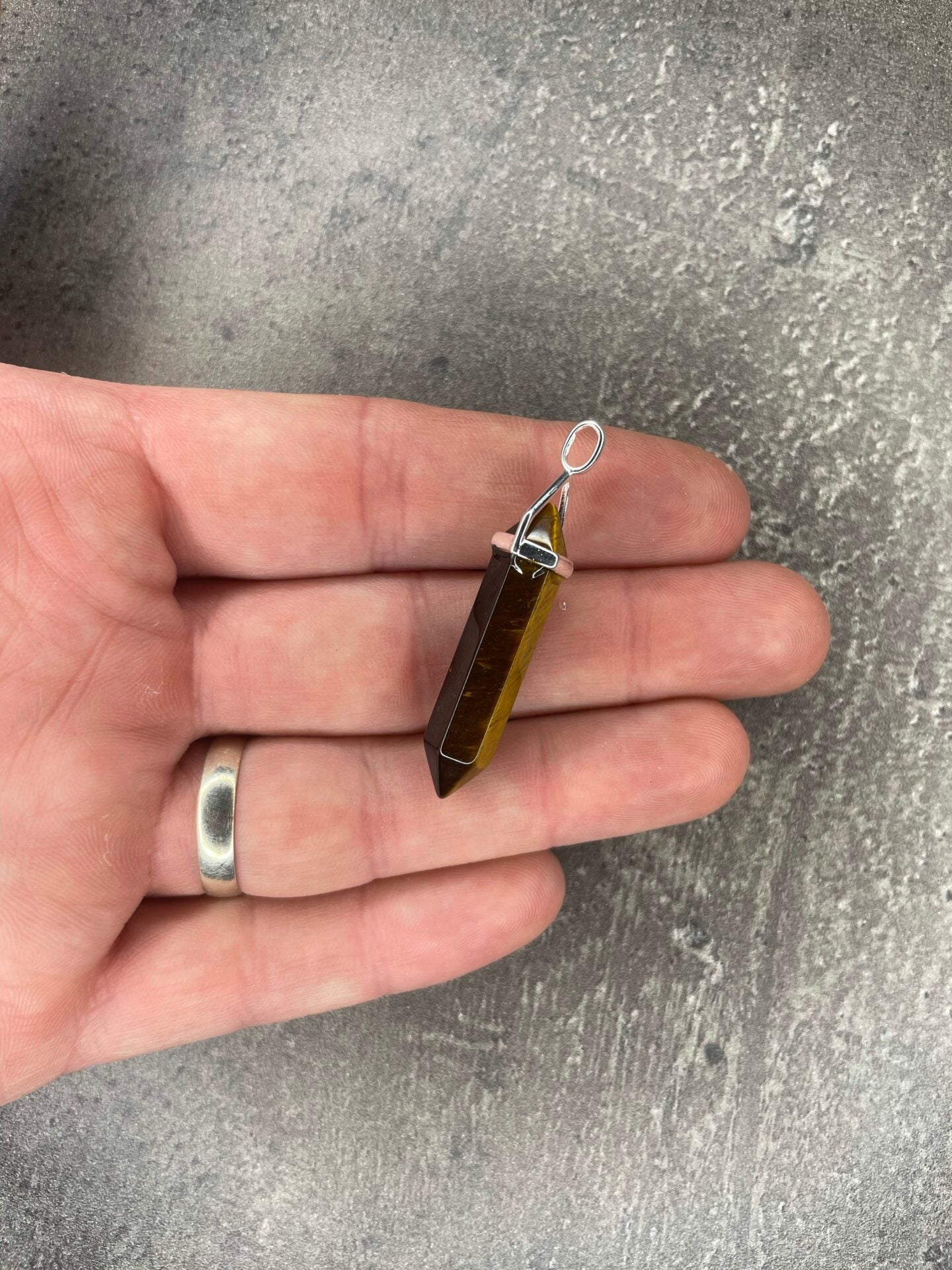 Willpower pendant - Tiger's eye (sterling silver) Without necklace