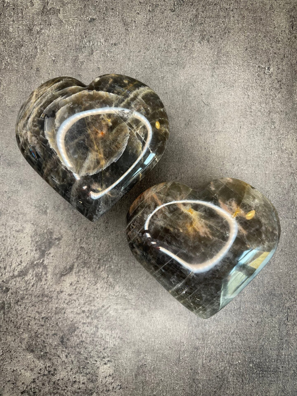 Black moonstone - XL heart