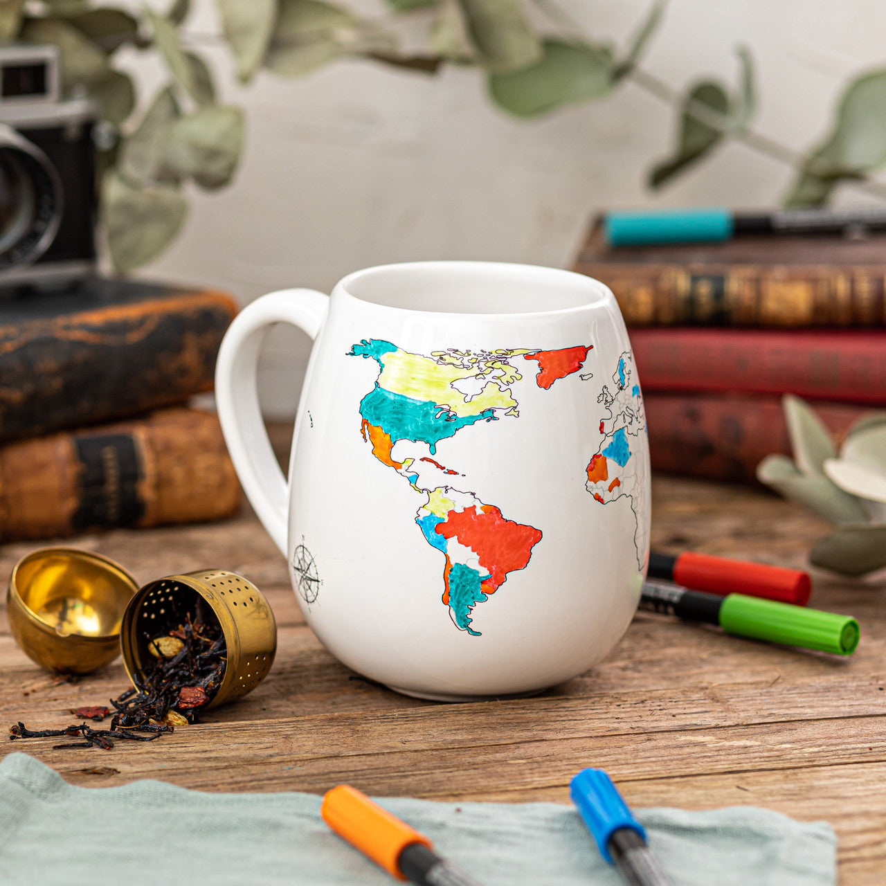 World Map Colour-In Mug | Travel Gift for Adventurers